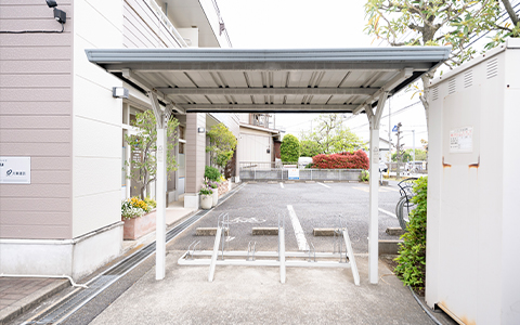 駐車場・駐輪場